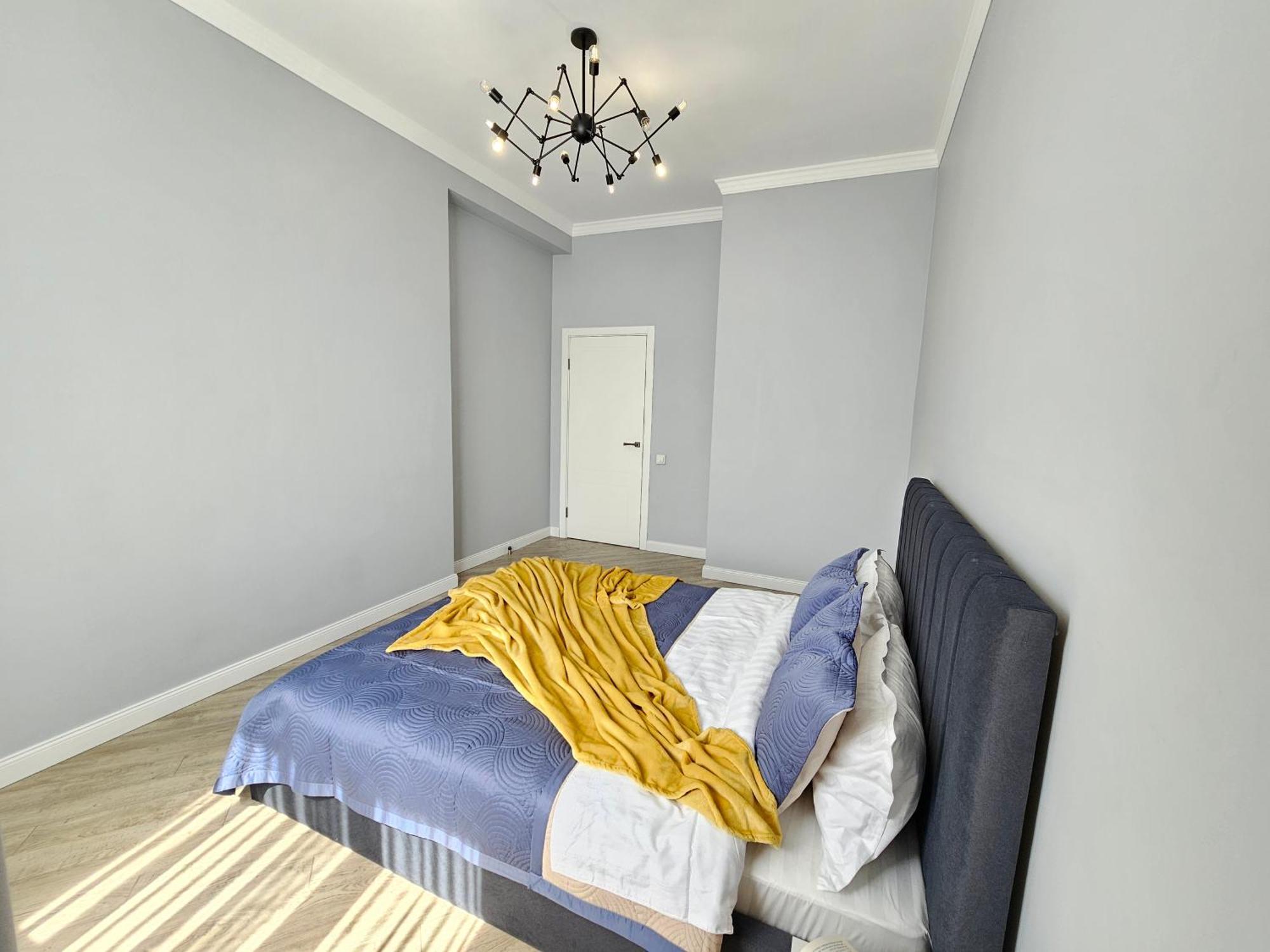 3 Room Gagarin Park Residential Complex Near Mega Shopping Mall Almatı Dış mekan fotoğraf