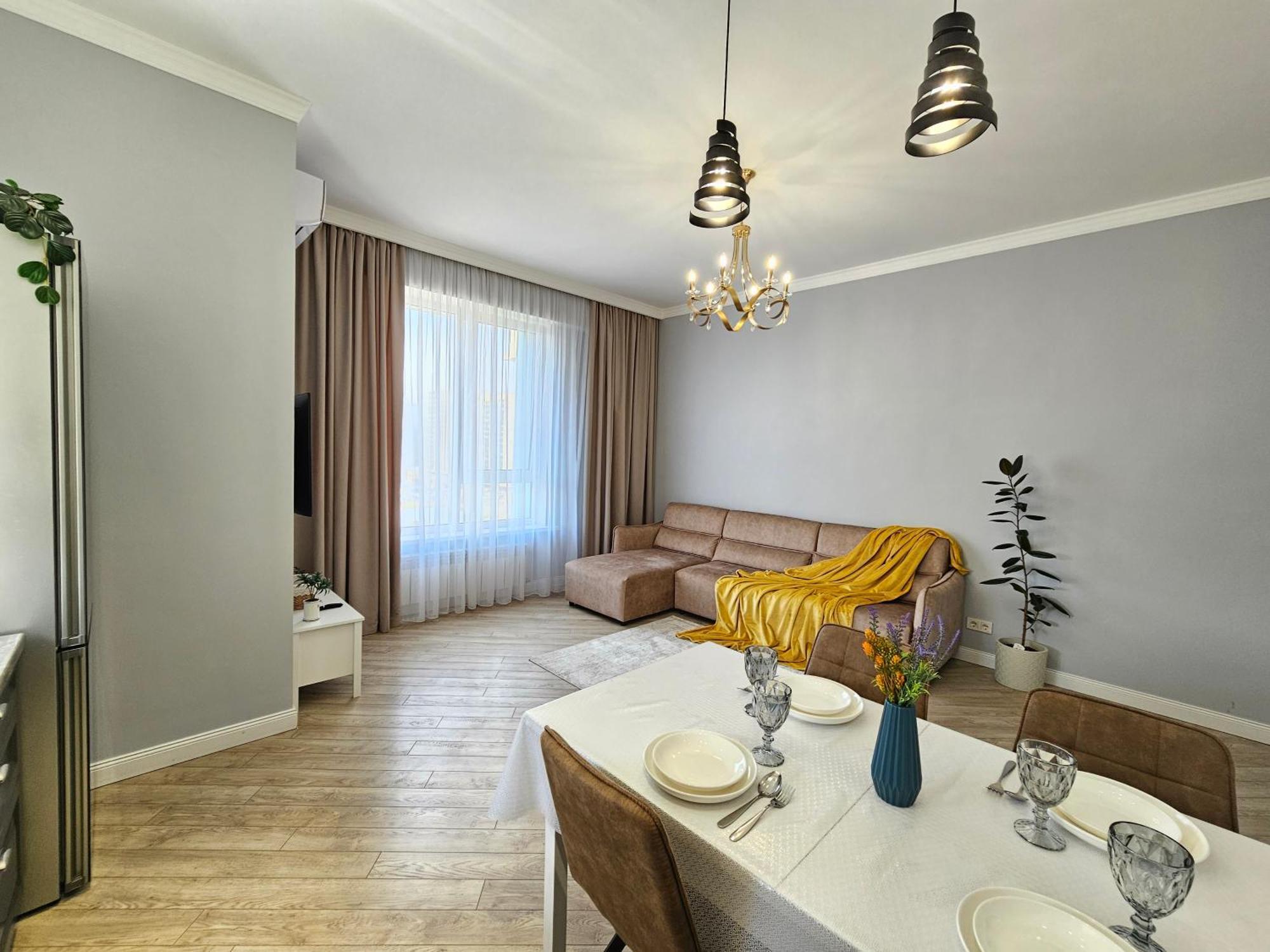 3 Room Gagarin Park Residential Complex Near Mega Shopping Mall Almatı Dış mekan fotoğraf